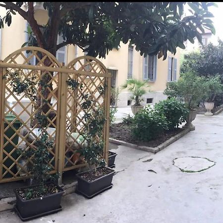 Piccolo Love Nest In Milano Eksteriør bilde